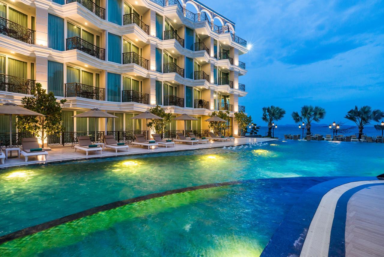 Lk Emerald Beach - Sha Extra Plus Pattaya Dış mekan fotoğraf The Royal