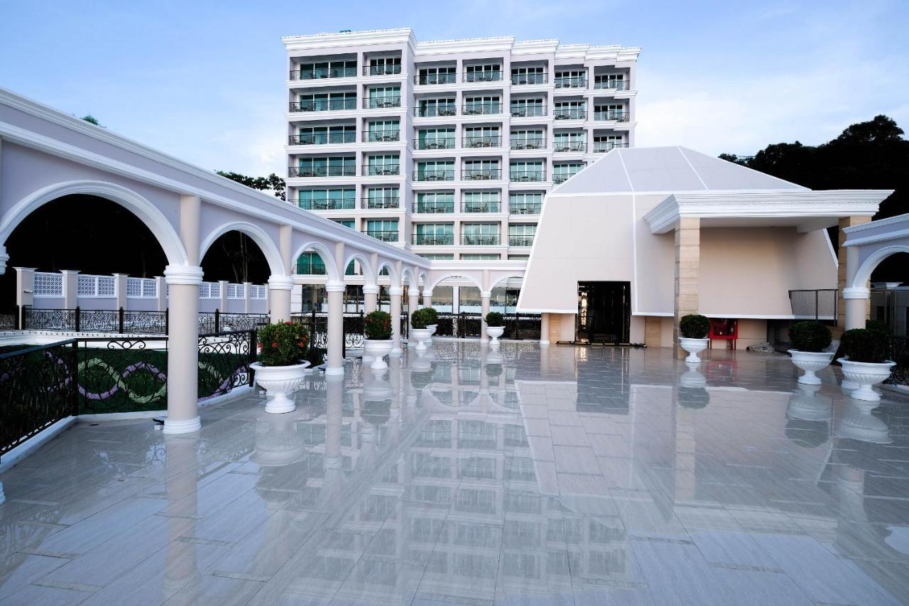 Lk Emerald Beach - Sha Extra Plus Pattaya Dış mekan fotoğraf The University of Nottingham Malaysia Campus